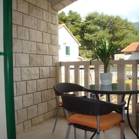Guest House Marija Bol Exterior photo
