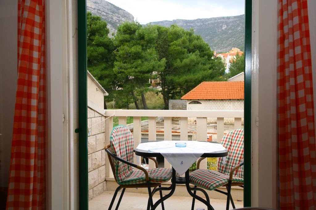 Guest House Marija Bol Exterior photo