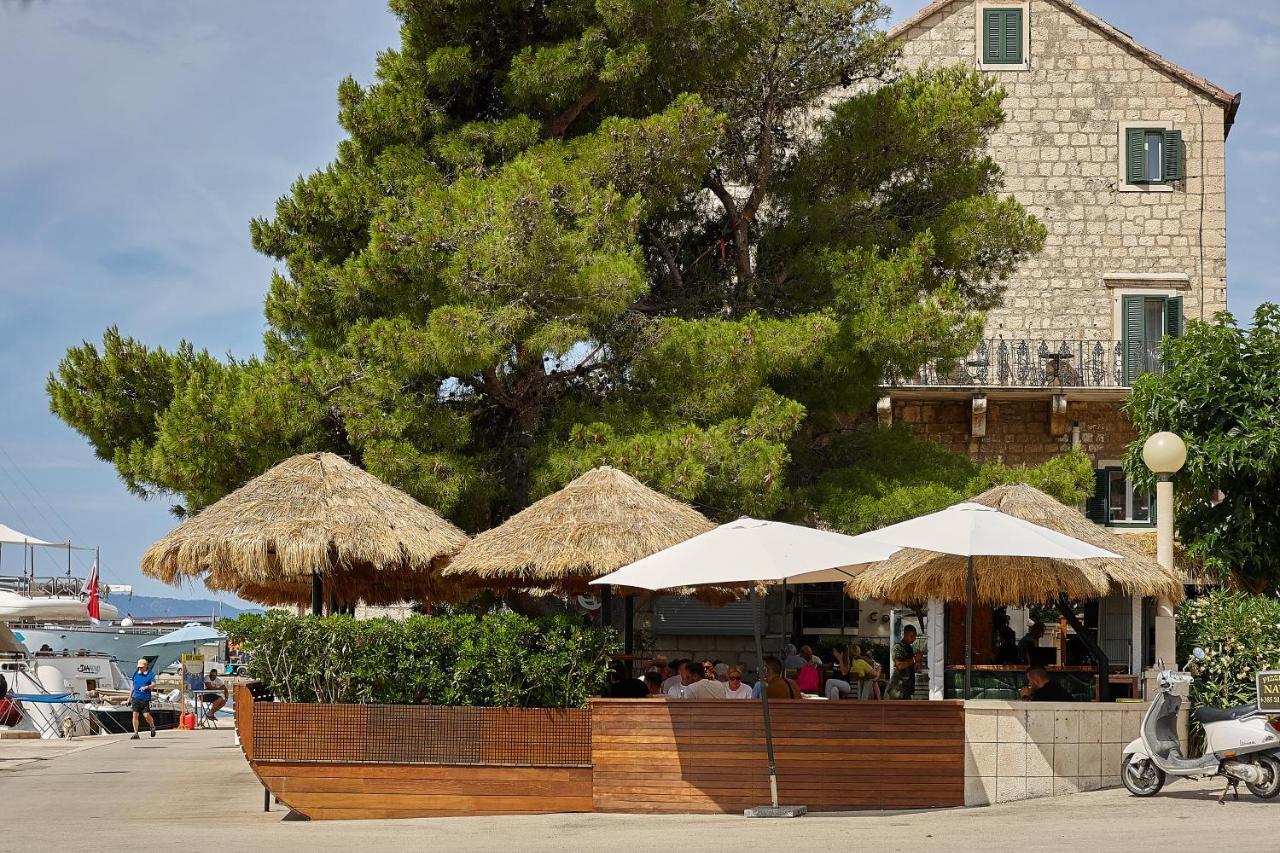 Guest House Marija Bol Exterior photo