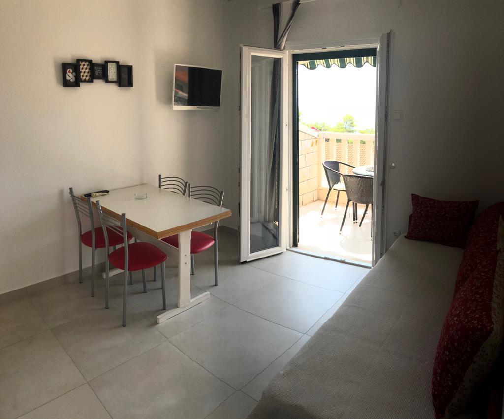 Guest House Marija Bol Exterior photo